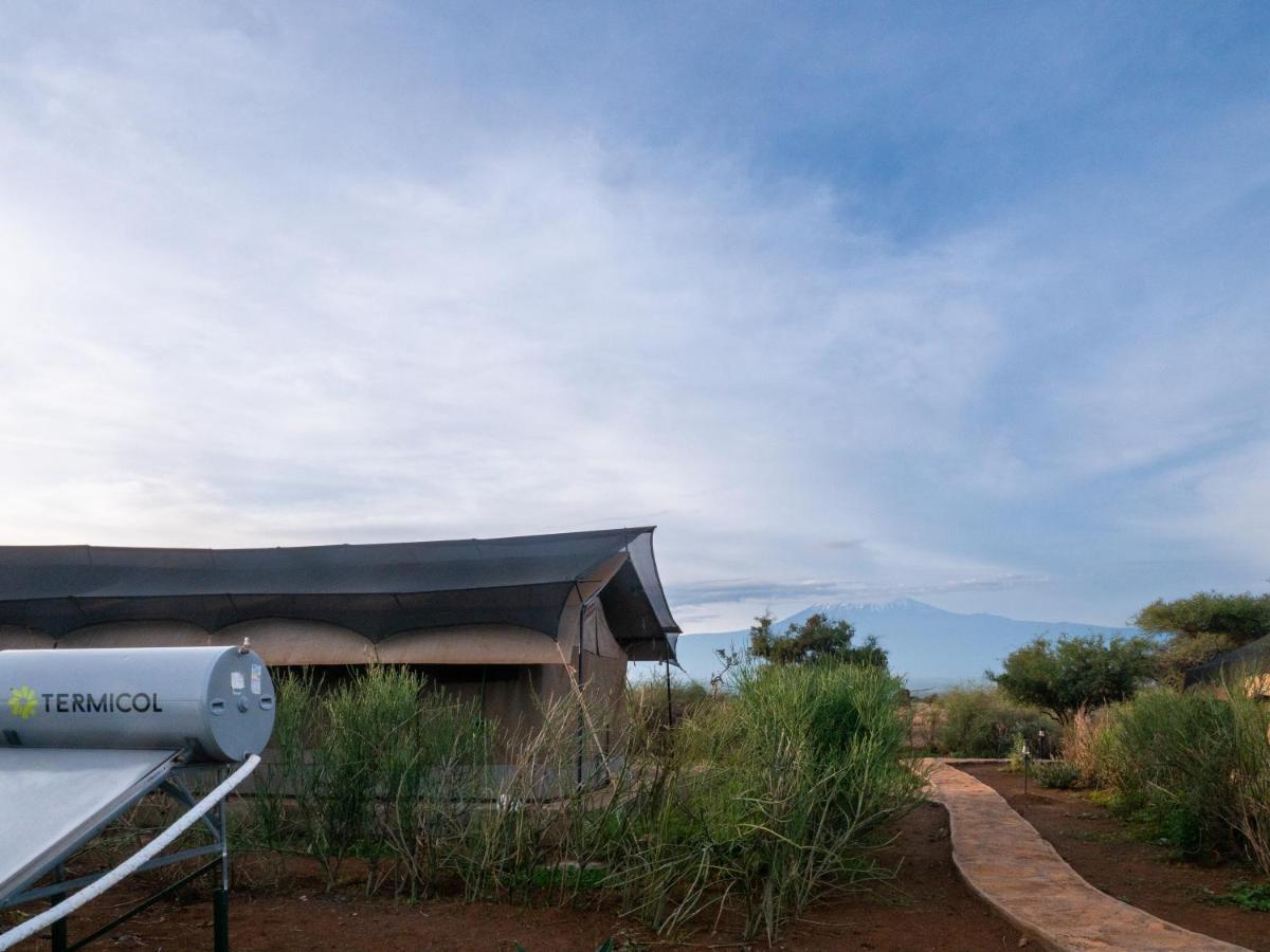 Tulia Amboseli Safari Camp Ξενοδοχείο Εξωτερικό φωτογραφία